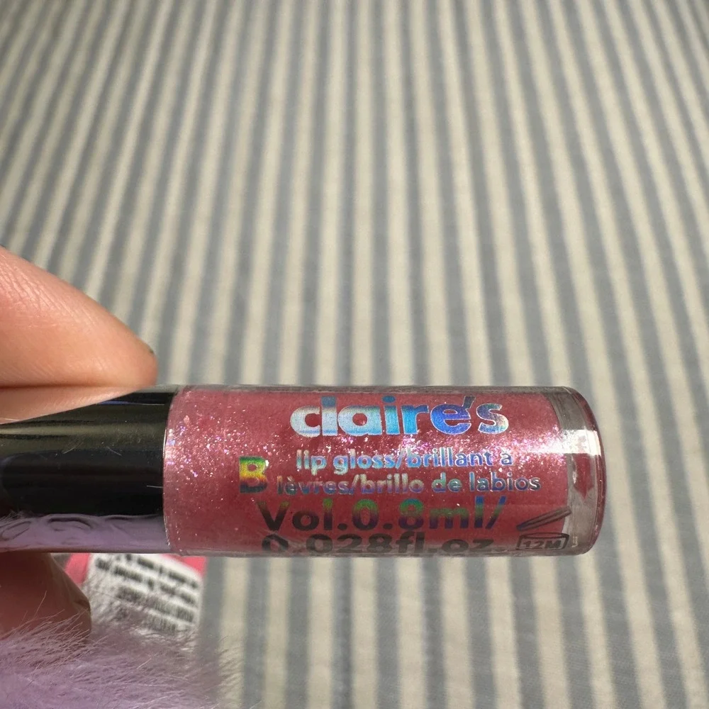 Claires Cookie Flavored Lip Gloss Keychain‎ Cat Pom Pom Purple Pink 64972-3 NEW